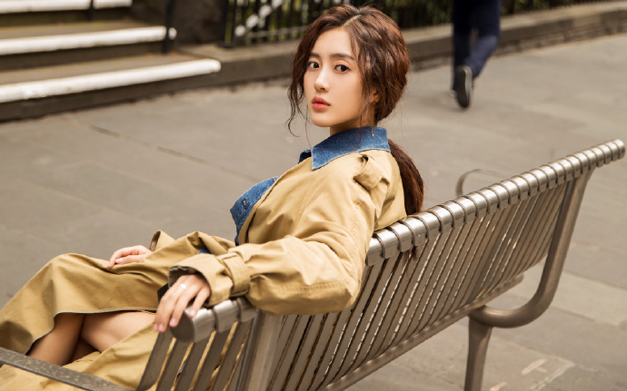 《习近平总书记关于加强和改进民族工作的重要思想学习读本》5种民族文字版出版发行